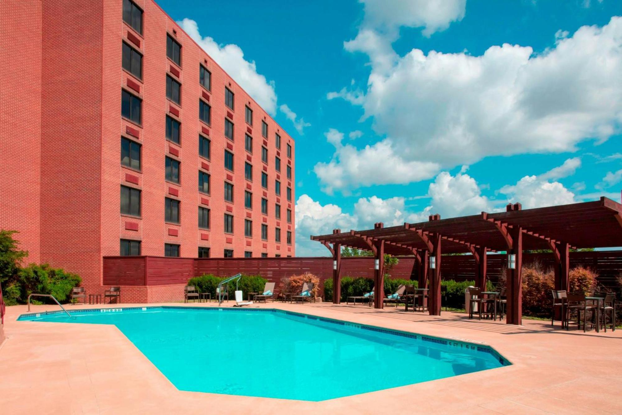 Courtyard By Marriott Килин Экстерьер фото