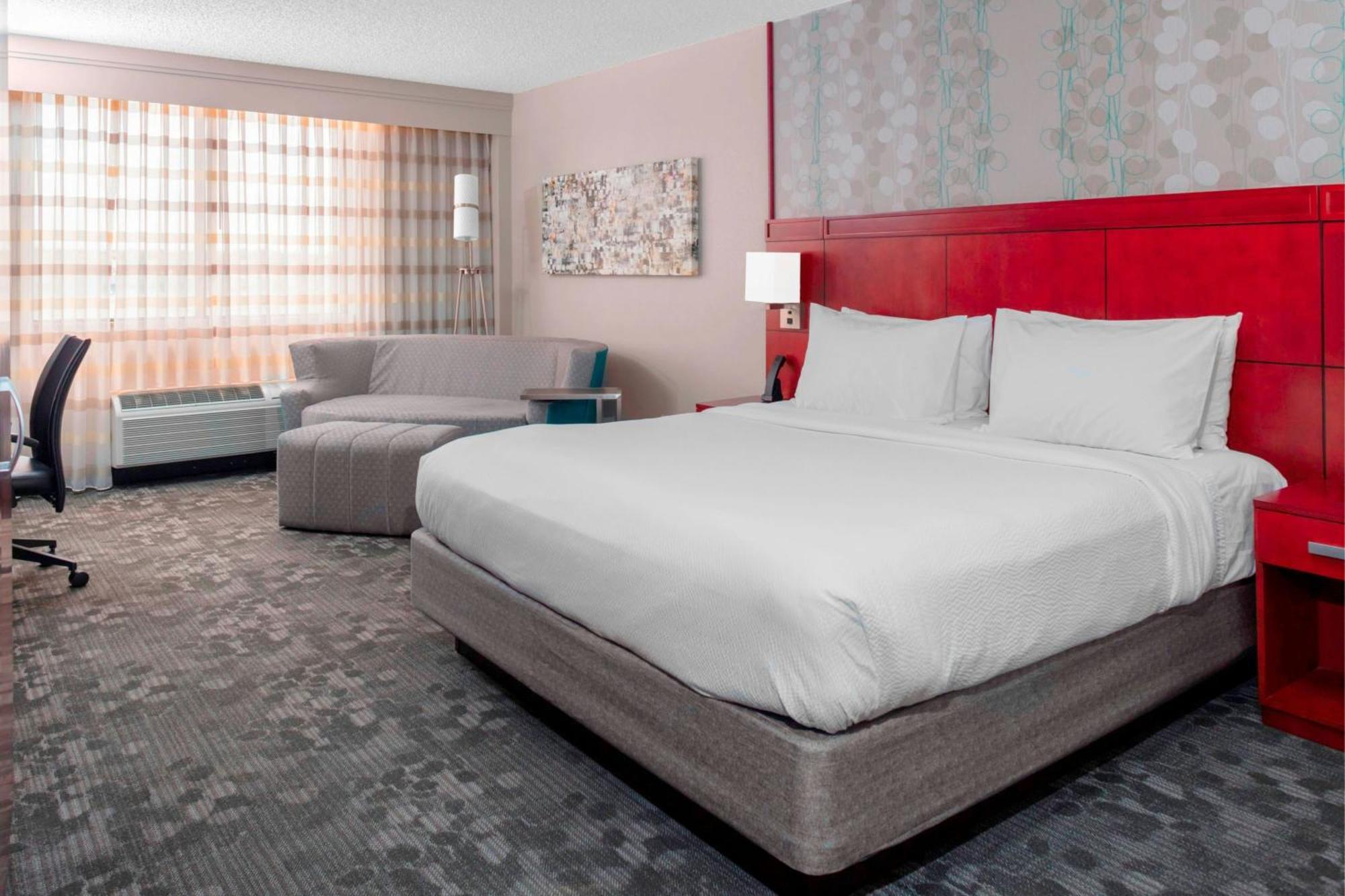 Courtyard By Marriott Килин Экстерьер фото